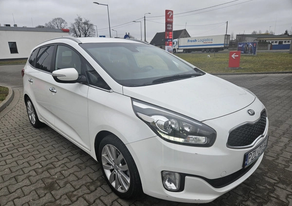 Kia Carens cena 36400 przebieg: 139000, rok produkcji 2015 z Poznań małe 67